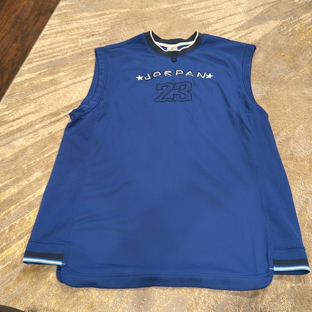VTG Jordan jersey tank top size L in EUC rare